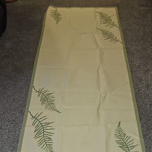 Yankee Candle Yellow and Green Fern Garden Table Runner Cottagecore